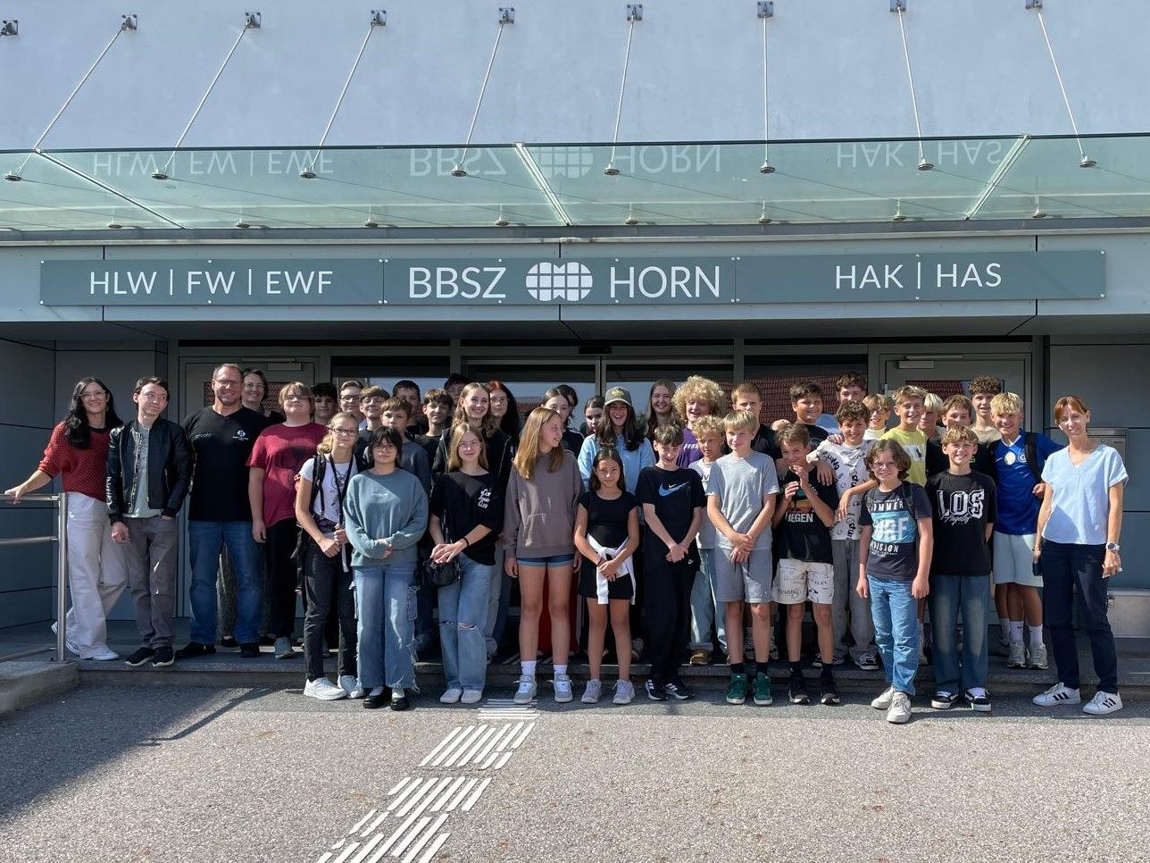 Schulbesuche in Horn 4GPS - Copyright SMS Gars